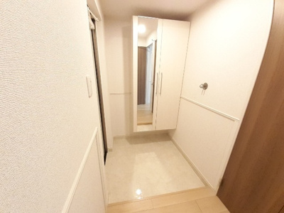 【玄関】 | ローデア氷室