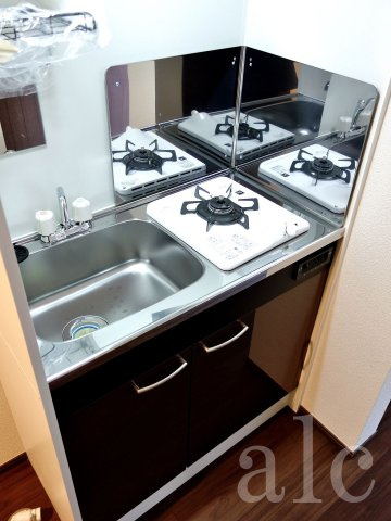 ローズハウスのキッチン|キッチンでお料理をお楽しみください