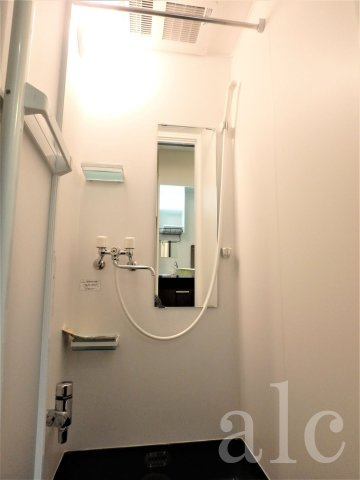 ローズハウスのシャワールーム|きれいなシャワールームです