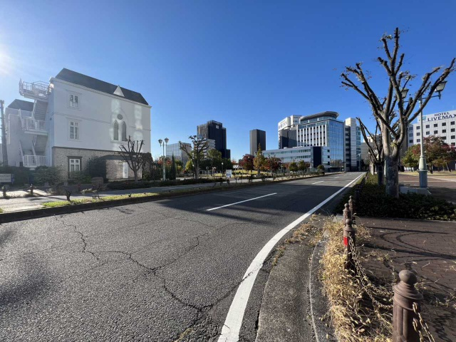 ツインパークビルの駐車場