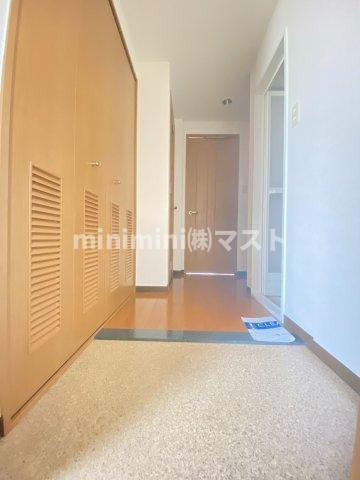 エストメゾン夕陽ヶ丘の玄関