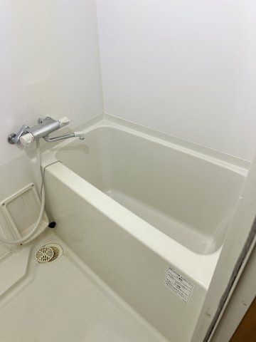 BlueWing鯉江本町の浴室
