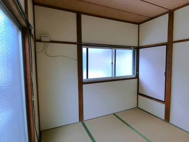 三階貸家の和室