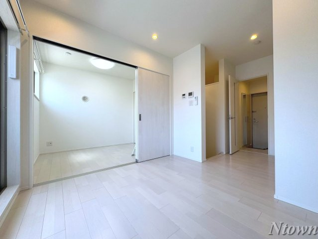 【居間・リビング】 | ハーモニーテラス志賀町Ⅸ | ゆったり過ごせる居間です