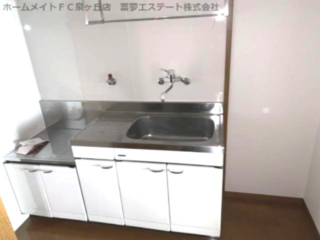 【キッチン】 | ファインコートⅡ番館 | 冷蔵庫スペース
※イメージ　同物件別号室の写真