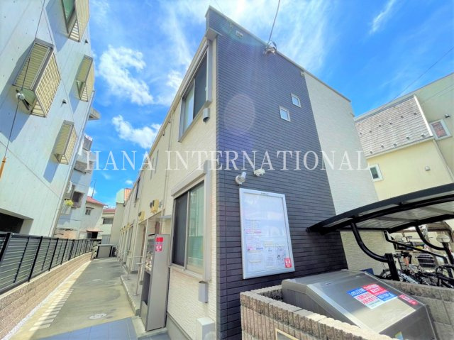 クレイノルーチェ・ガジンの外観