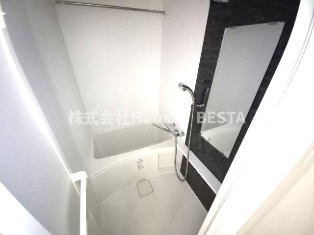 エスプレイス神戸グレースの浴室