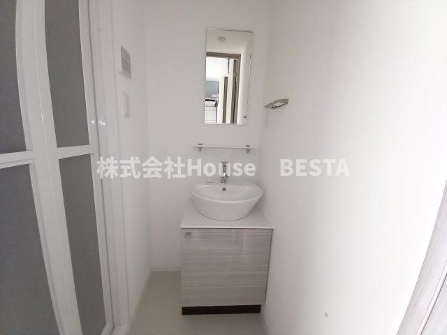 エスプレイス神戸グレースの独立洗面台