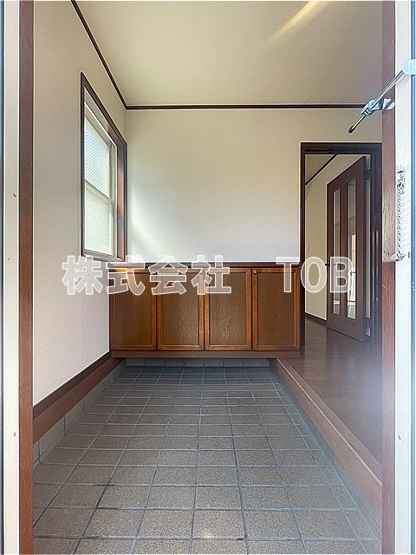 【玄関】 | アベニュー浜田山 | 1F　玄関