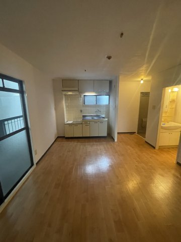 プレアール蔀屋本町の居間・リビング