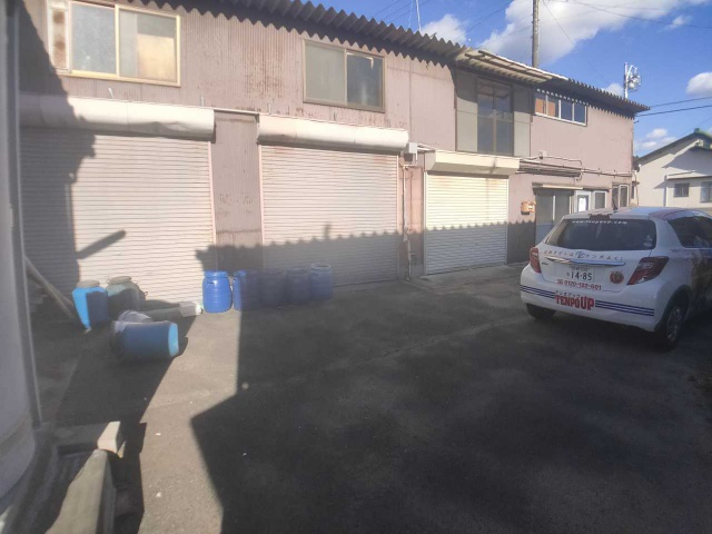 樫山町貸倉庫の外観