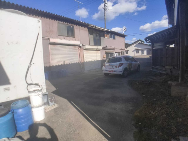 樫山町貸倉庫の外観