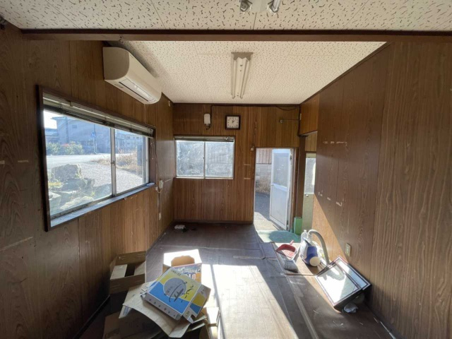 樫山町貸倉庫の内装