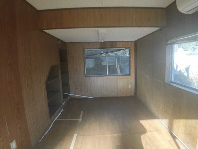 樫山町貸倉庫の内装