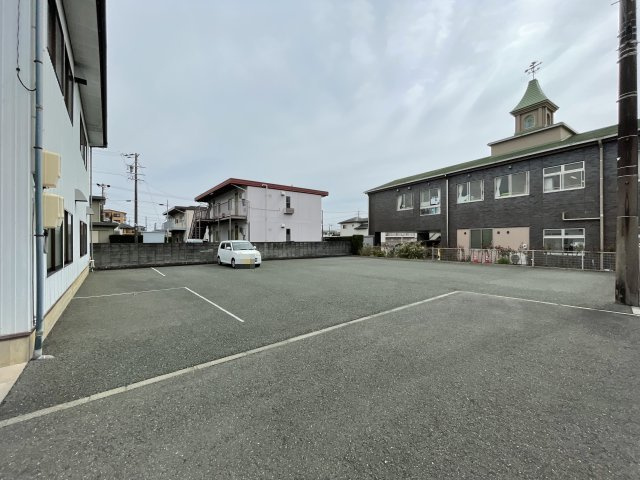 住吉2丁目事務所の駐車場