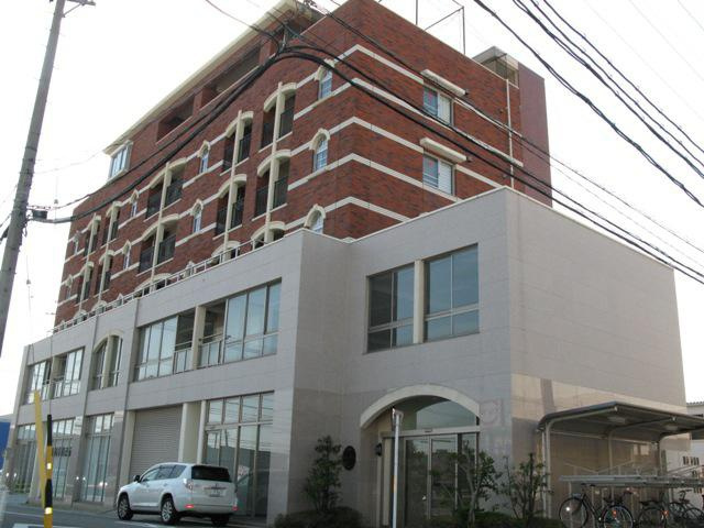 オリエントコートの外観