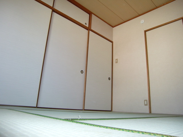 コンブリオアダチの和室