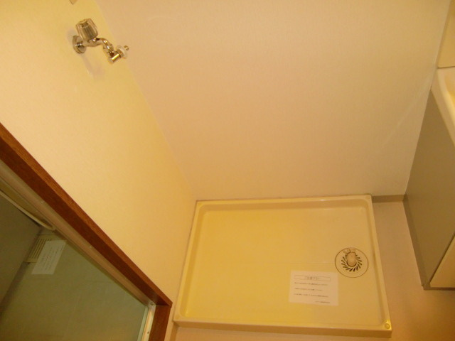 コンブリオアダチの洗面所|室内洗濯パン