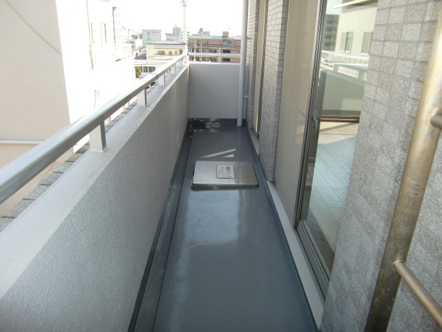 コンブリオアダチのバルコニー