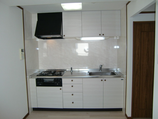 コンブリオアダチのキッチン