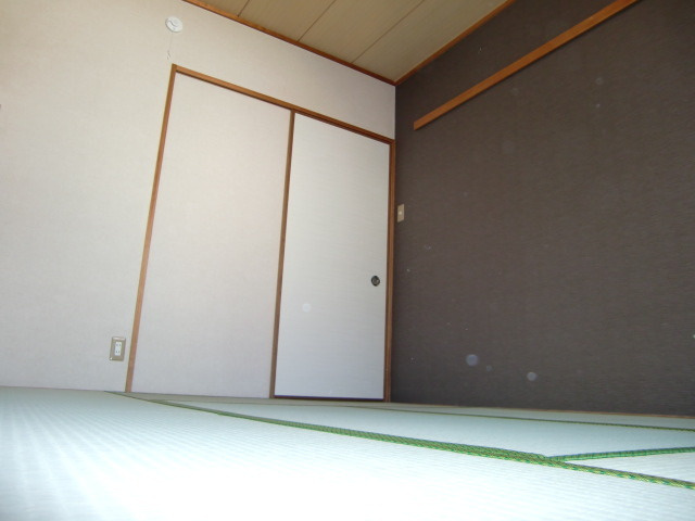 コンブリオアダチの和室