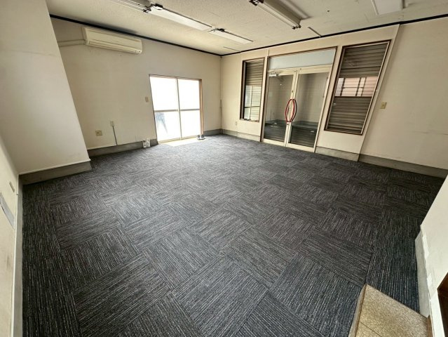 西蔵前町 貸店舗・事務所の内装