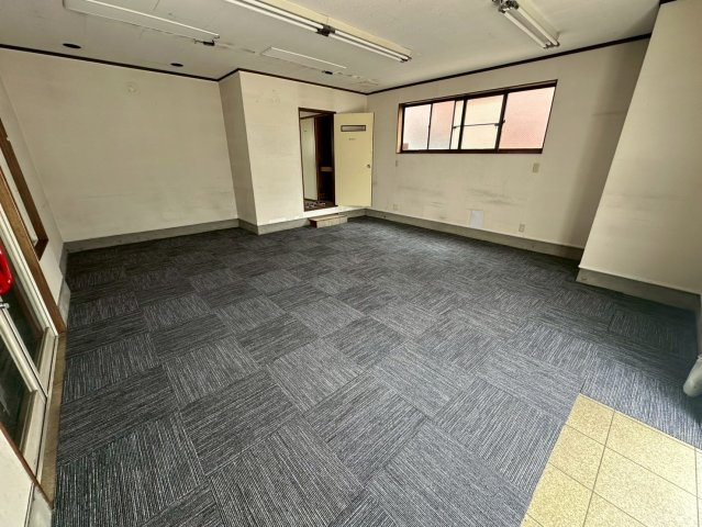 西蔵前町 貸店舗・事務所の内装