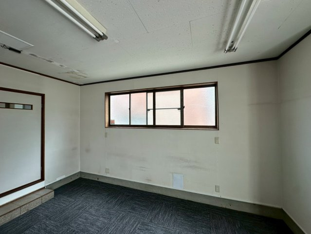 西蔵前町 貸店舗・事務所の内装