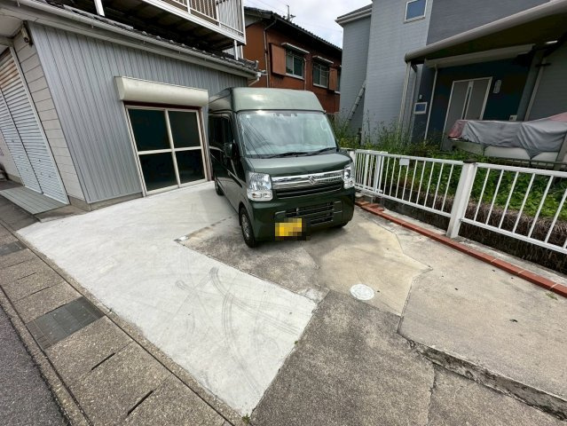西蔵前町 貸店舗・事務所の駐車場