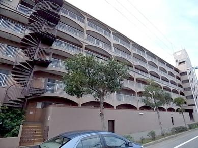 ライオンズマンション舞子の外観