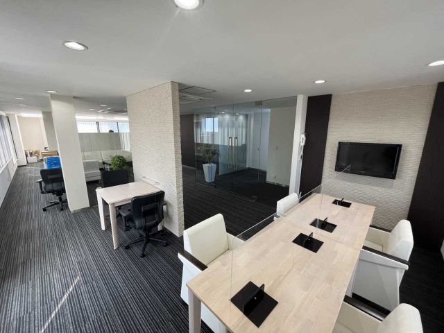 サンキビルのロビー