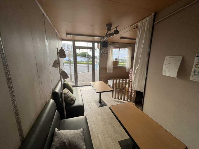 西尾市花ノ木貸店舗のロビー