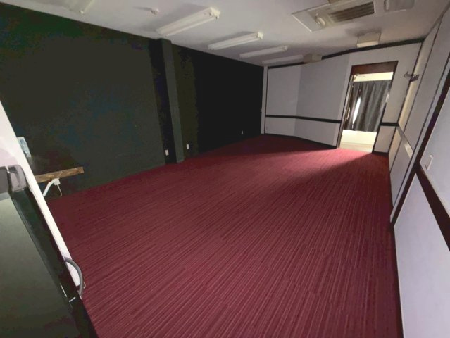 ビバオレンジビルの内装