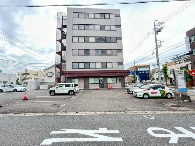 エクセルKUMEの外観