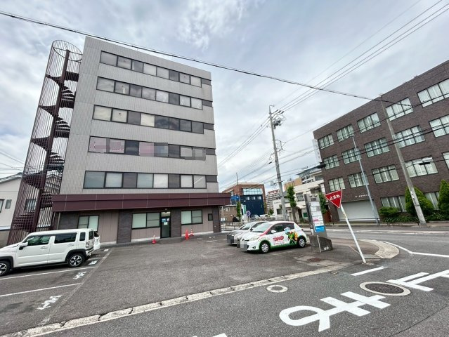 エクセルKUMEの外観