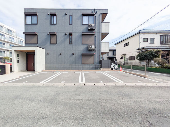 ローレルハイムの駐車場|駐車場