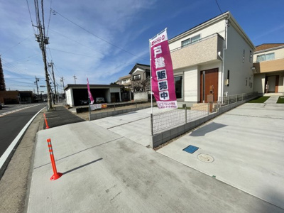 【外観】 | 知立市谷田町全２棟＜仲介手数料無料＞知立南小・知立南中　新築一戸建て | 〈内覧予約キャンペーン実施中！〉マックスバリュde住まい相談までご連絡下さい。