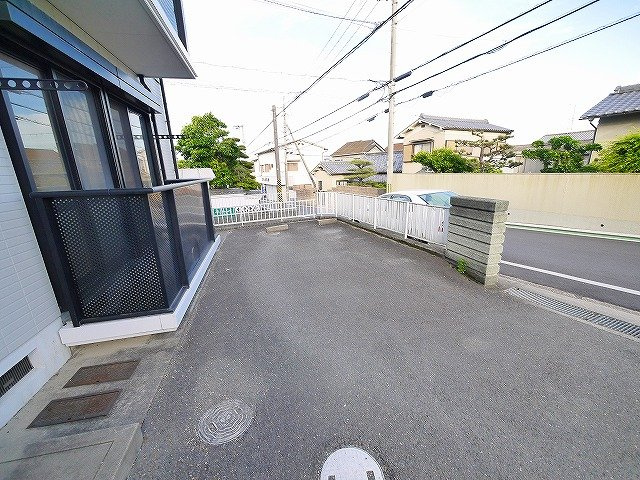 ハピネスハイツの駐車場|駐車場です