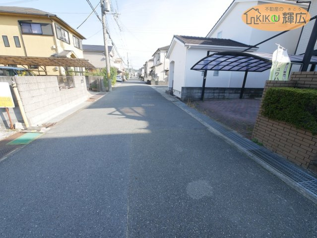 【前面道路含む現地写真】 | 姫路市白浜町寺家２丁目　中古戸建