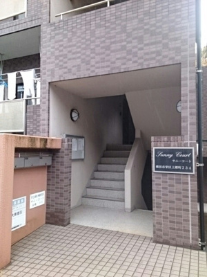 【エントランス】 | サニーコート | その他