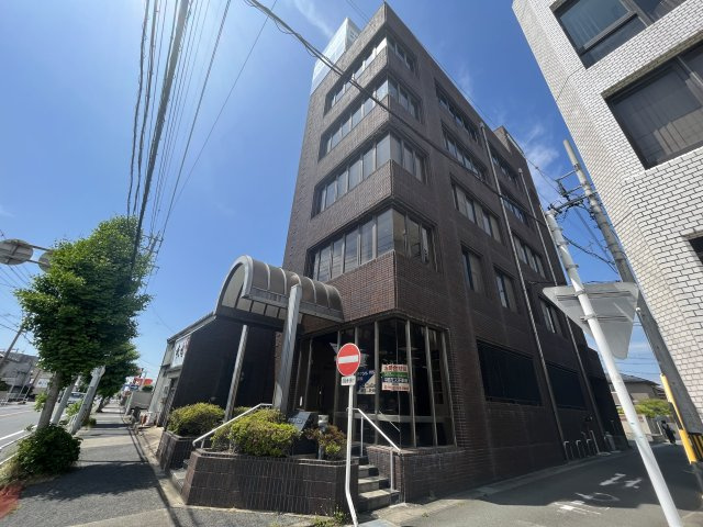 中央通　豊川稲荷ビルの外観