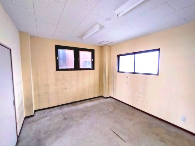 天王町 天市ビルの内装