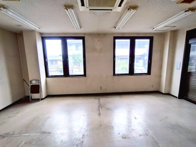 天王町 天市ビルの内装