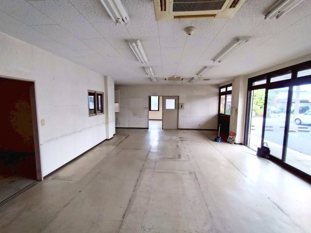 天王町 天市ビルの内装