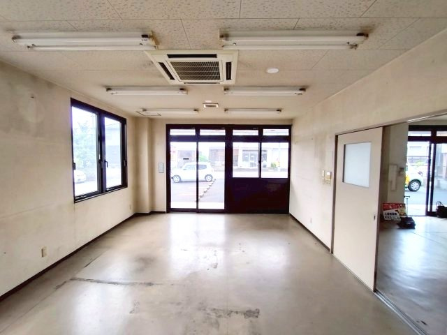 天王町 天市ビルの内装