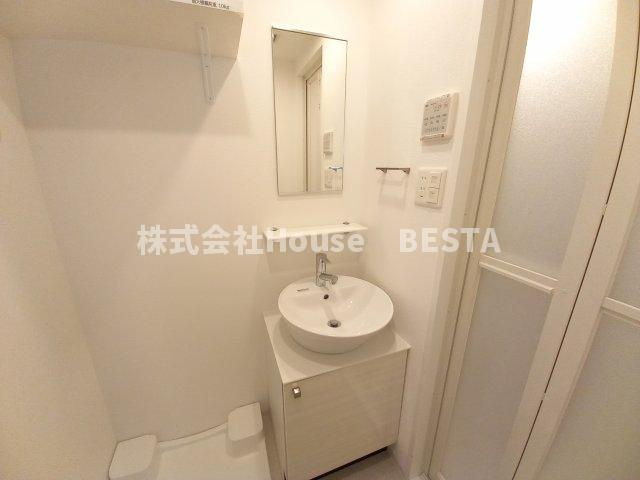 エスリード神戸レジデンスの独立洗面台