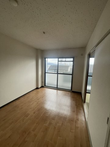 プレアール蔀屋本町の居間・リビング