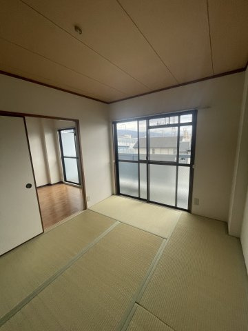 プレアール蔀屋本町の和室