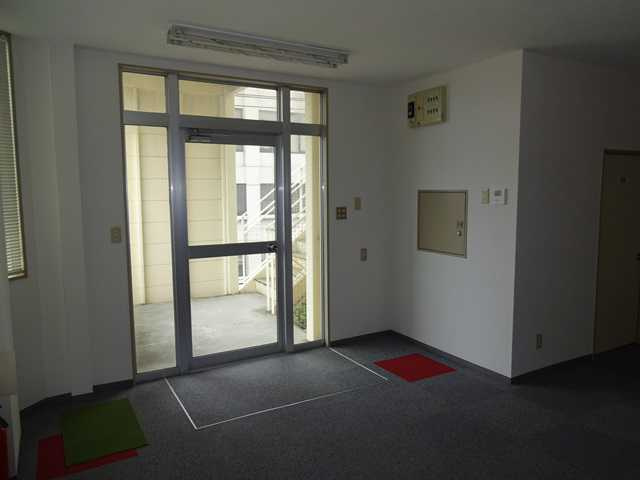 竜美西 平成ビルの和室