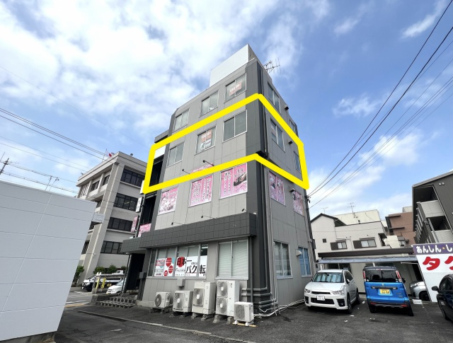 竜美西 平成ビルの外観